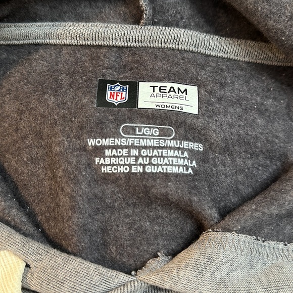 NWT sweatshirt with hood - Picture 5 of 5